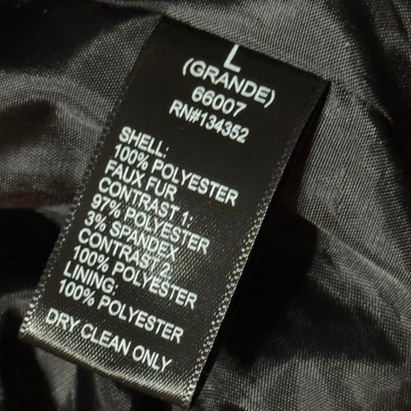 Ambience Outerwear Women's Black Faux Fur Soft Fluffy Jacket‎ sz Large Full Zip - Picture 4 of 7